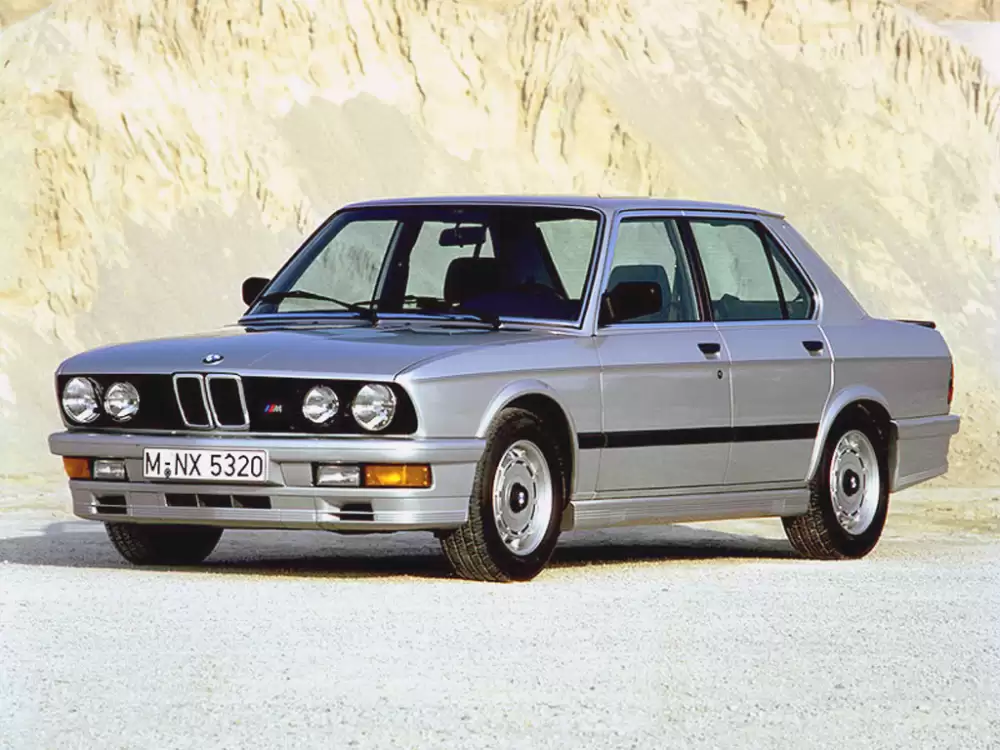BMW 5 (E28) (1981-1989) DESIGN GUMOVÉ AUTOKOBERCE