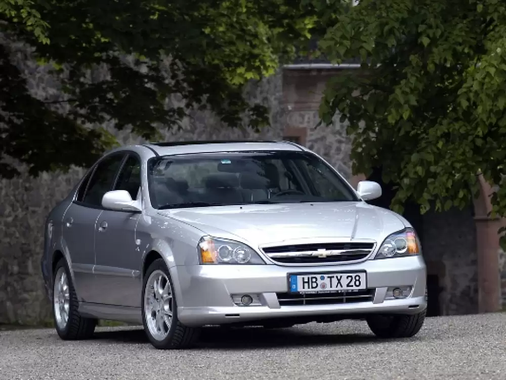 CHEVROLET EVANDA (2000-2006) VANIČKA DO KUFRA